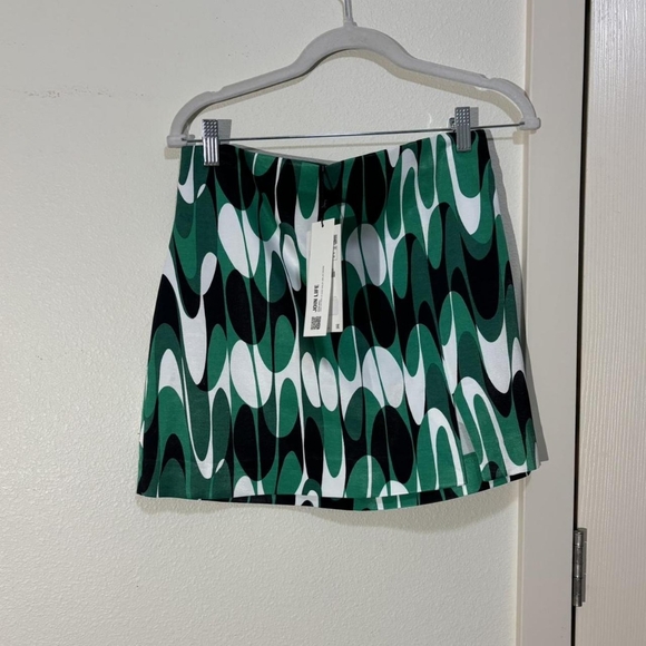 Zara Green and Black Skirt - Picture 1 of 2